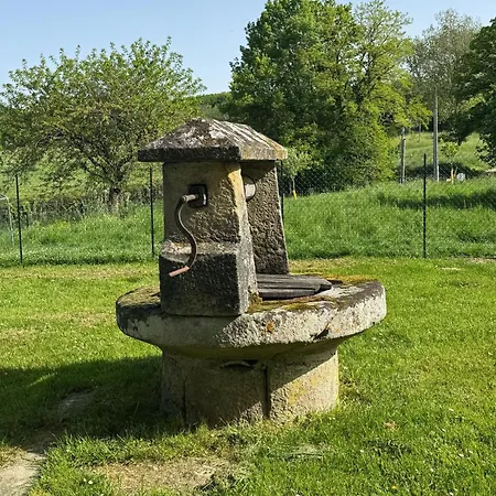 Gite A La Ferme Le Rousset Exterior photo